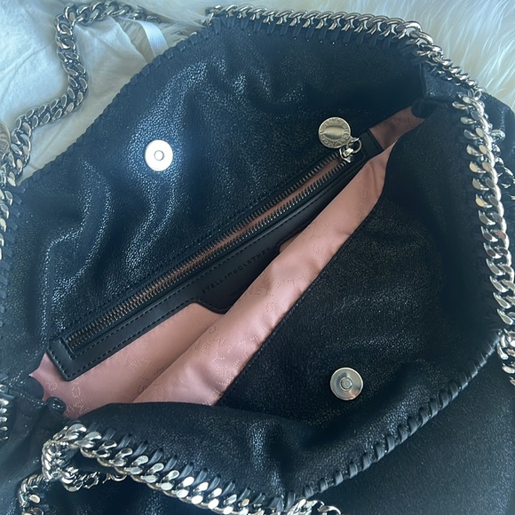 STELLA MCCARTNEY
Black Three-Chain Falabella Tote - Picture 4 of 6